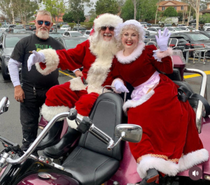 The Santa shopping centre parade was fun and a success. Santa and Mrs Claus took the trike in the parade. Way easier than the reindeers!